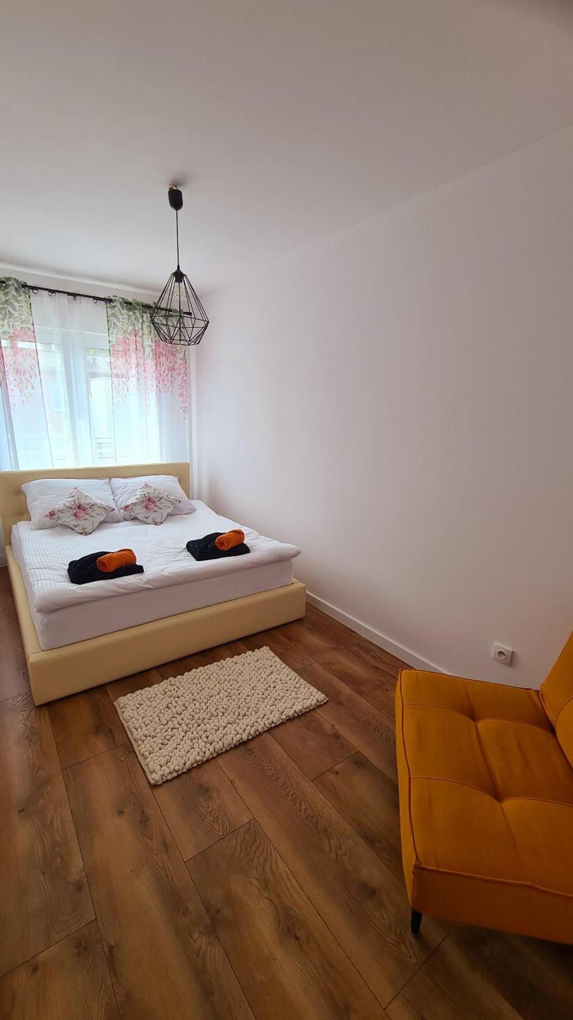 Top Apartament II Намыслув Экстерьер фото